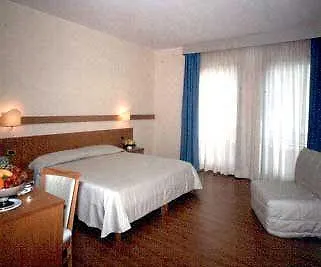 Abacus Hotel 3*